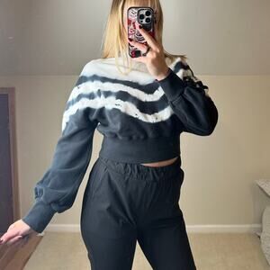Fabletics: Olivia Mock Neck Long-Sleeve Pullover
